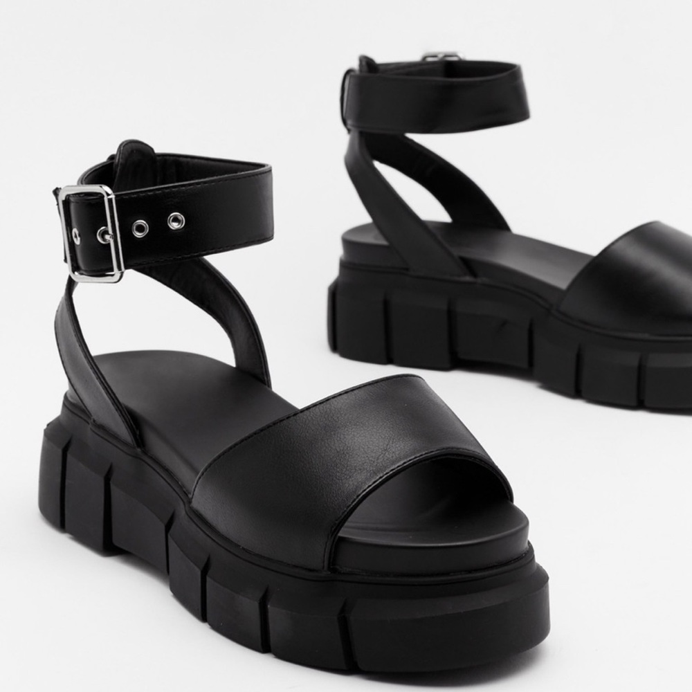 NWT Open Black Sandals
